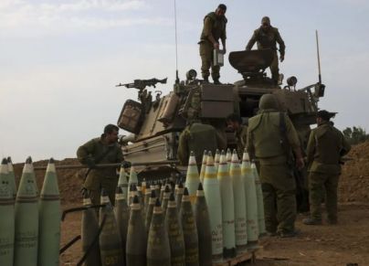 جنود إسرائيليون قرب حدود غزة