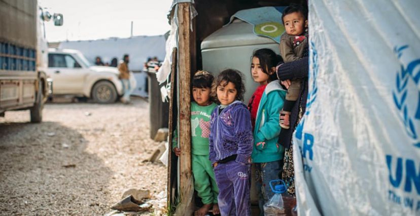 أطفال سوريون في مخيم للاجئين في لبنان