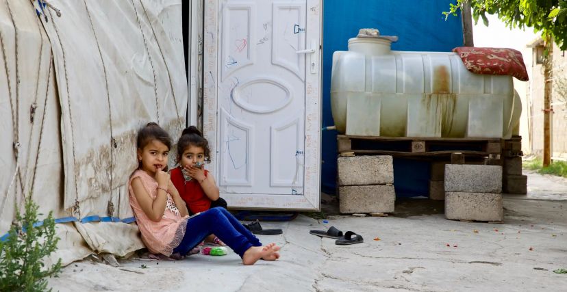 أطفال في مخيم للنازحين الأيزيديين